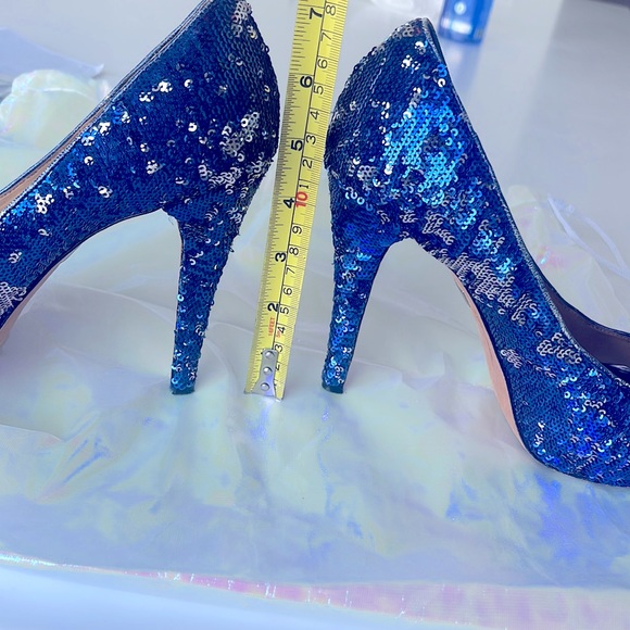 Badgley Mischka sequinned peep toe platform pump heels size 9. - Picture 8 of 10